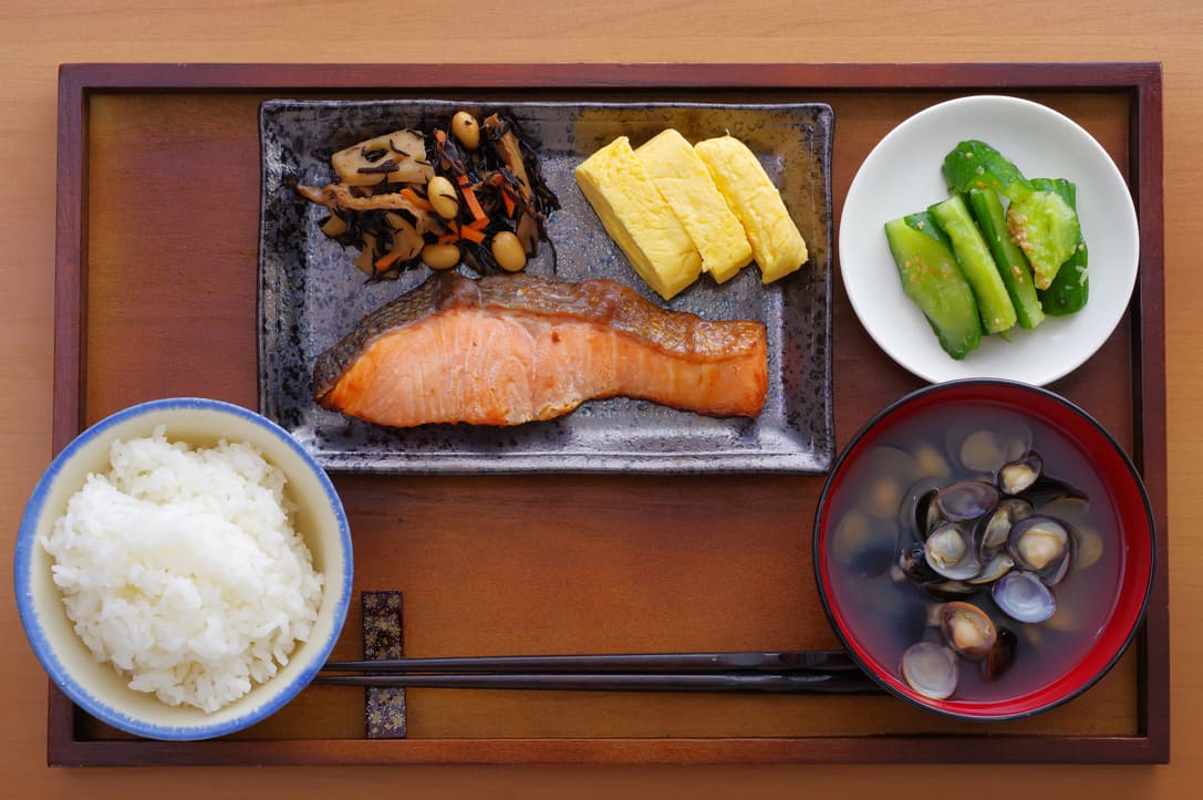 健康的な日本の朝食